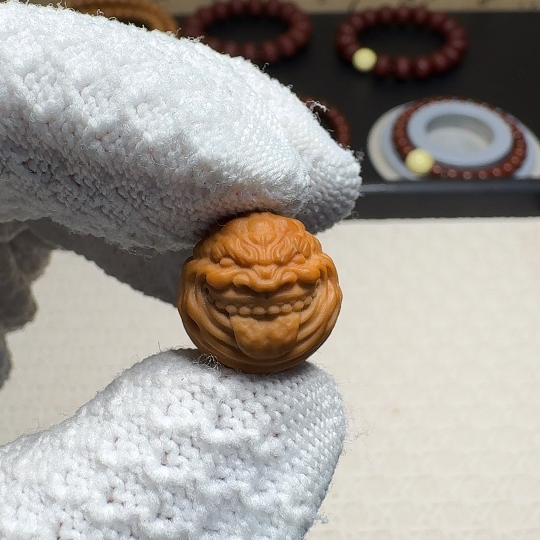 猴头核桃手串甜僧单颗有封口 介意勿拍