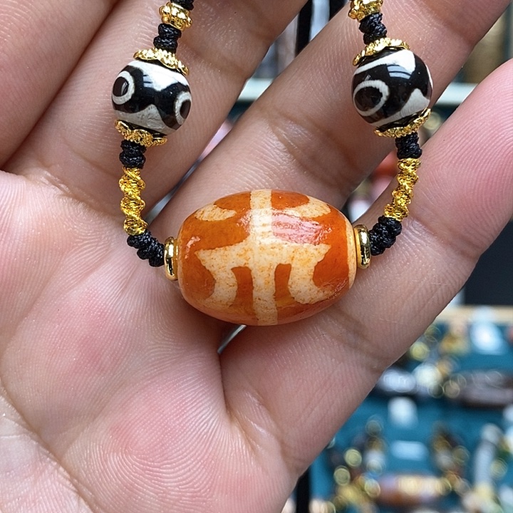 玛瑙/玉髓颈饰合金
