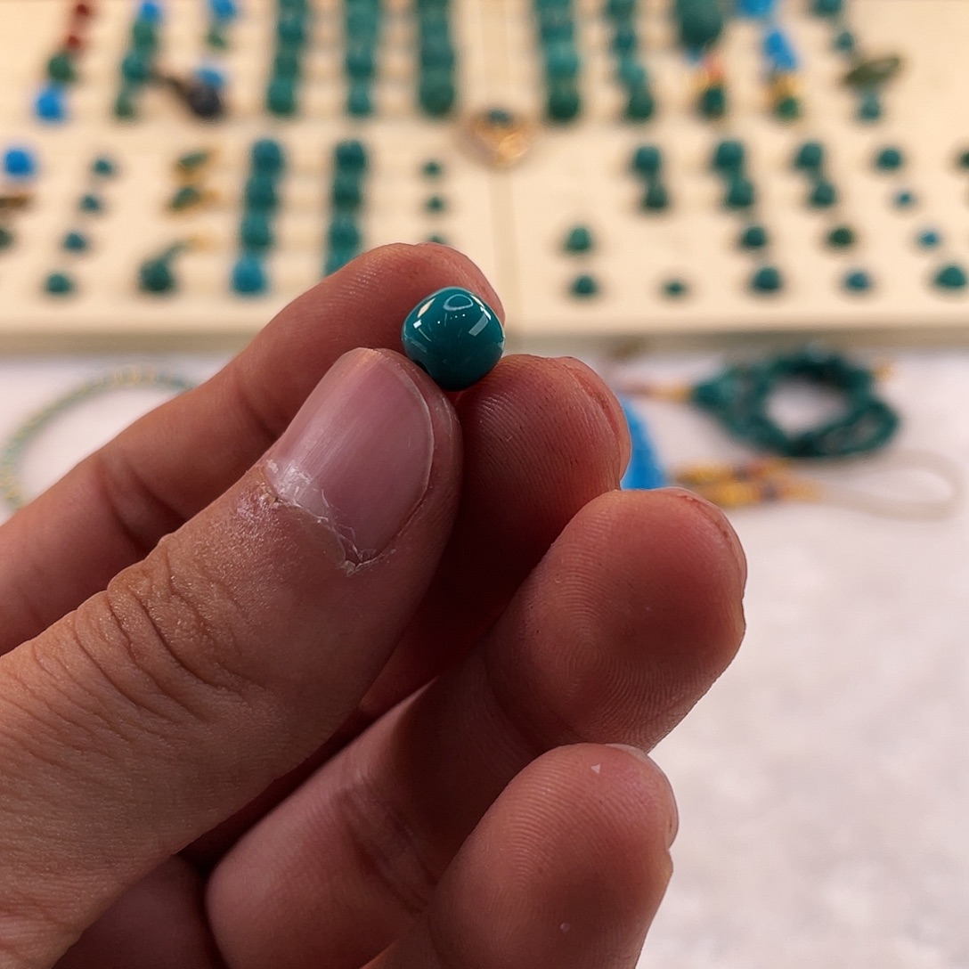 绿松石未镶嵌耳饰