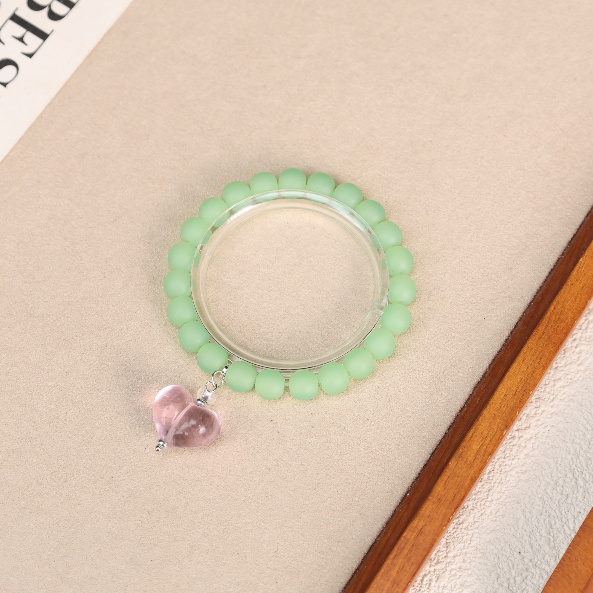 LZ5212-1透粉色屁桃绿色磨砂满串琉璃手串