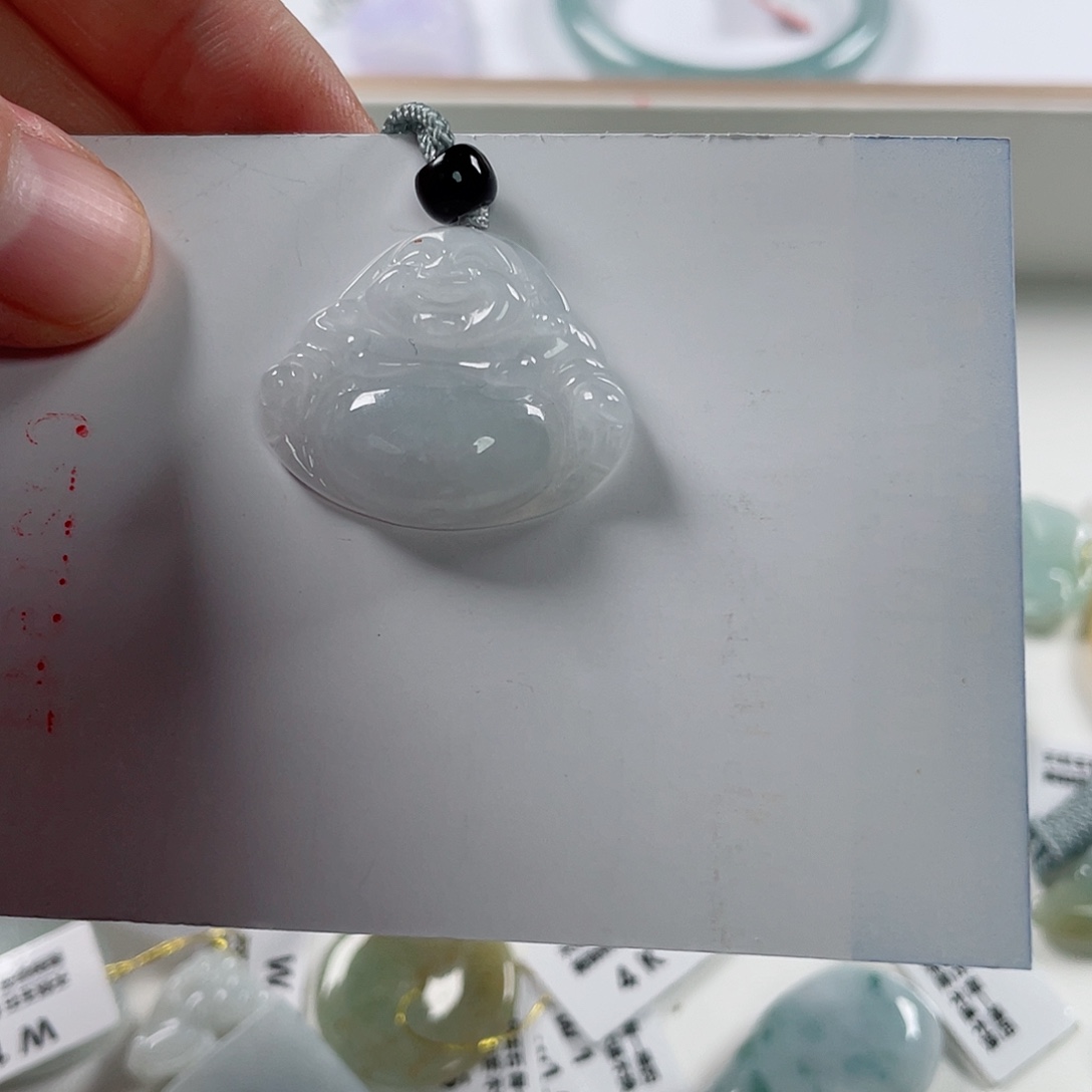 翡翠未镶嵌颈饰98