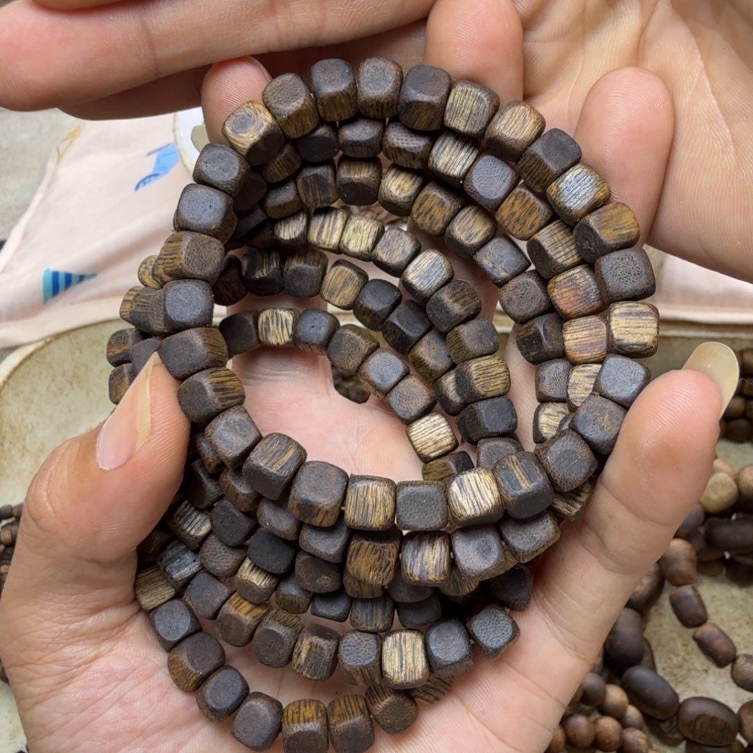 沉香碎屑沉香单圈大方糖6克多样性发一