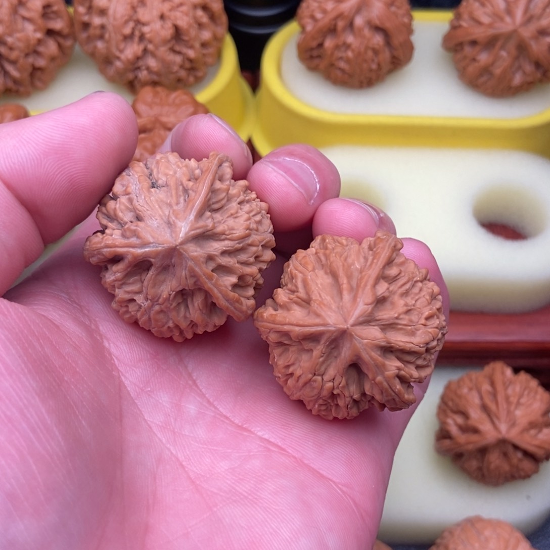 文玩核桃把件今**你三棱36