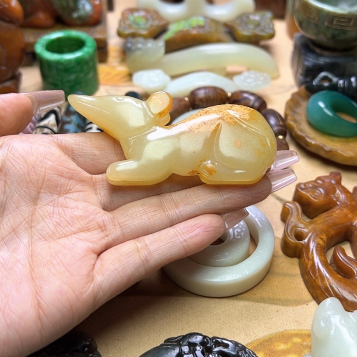 【闪购商品】蛇纹石玉颈饰未镶嵌