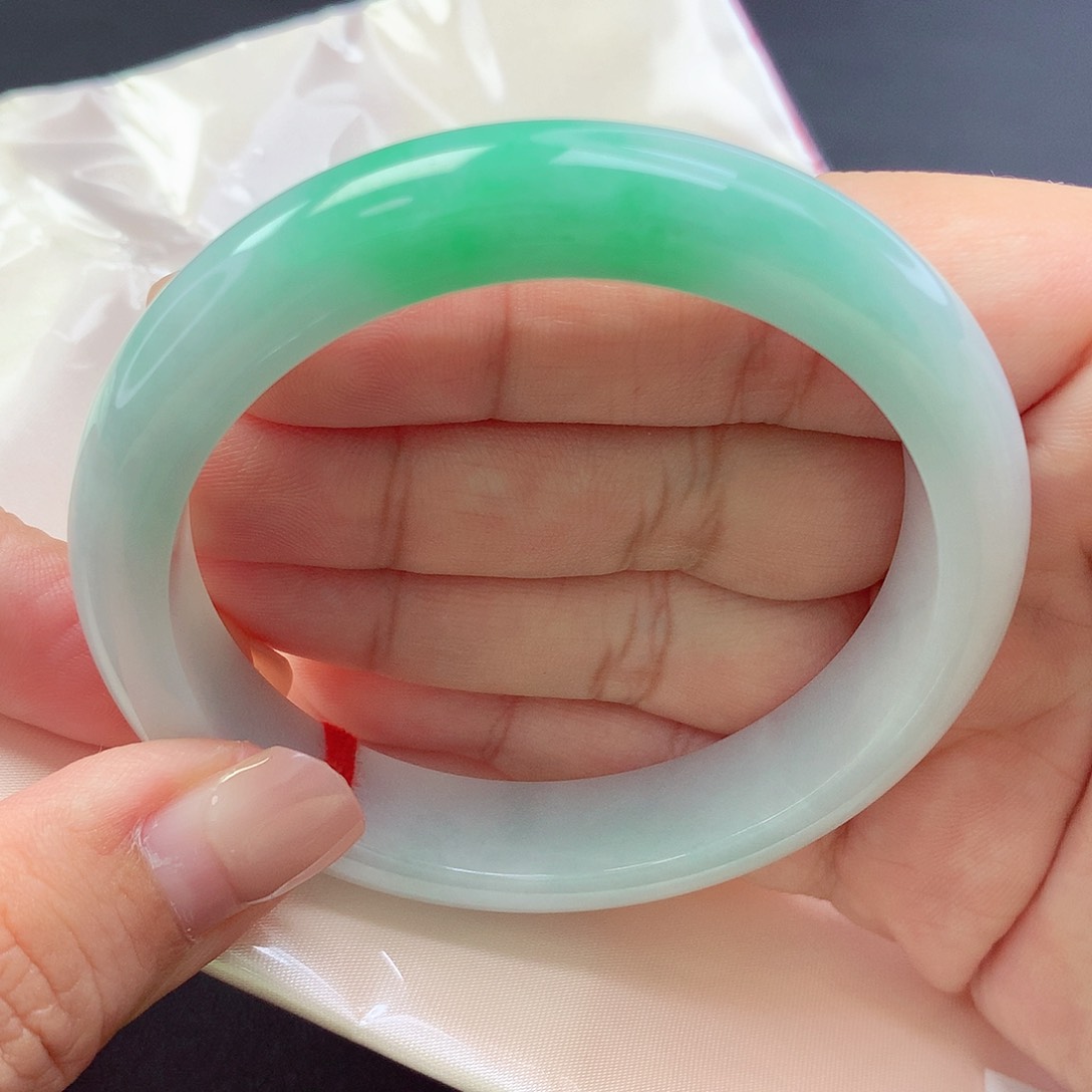 【闪购商品】未镶嵌手镯翡翠872932