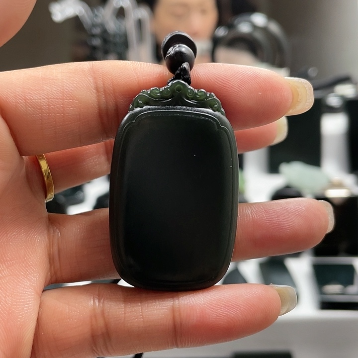 【闪购商品】和田玉（青玉）颈饰未镶嵌