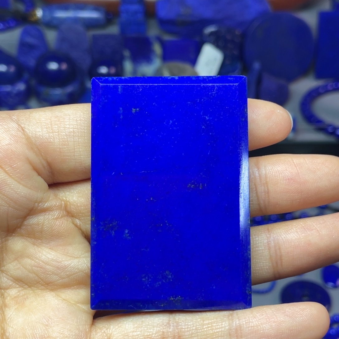 突***队青金石未镶嵌39×57mm无事牌