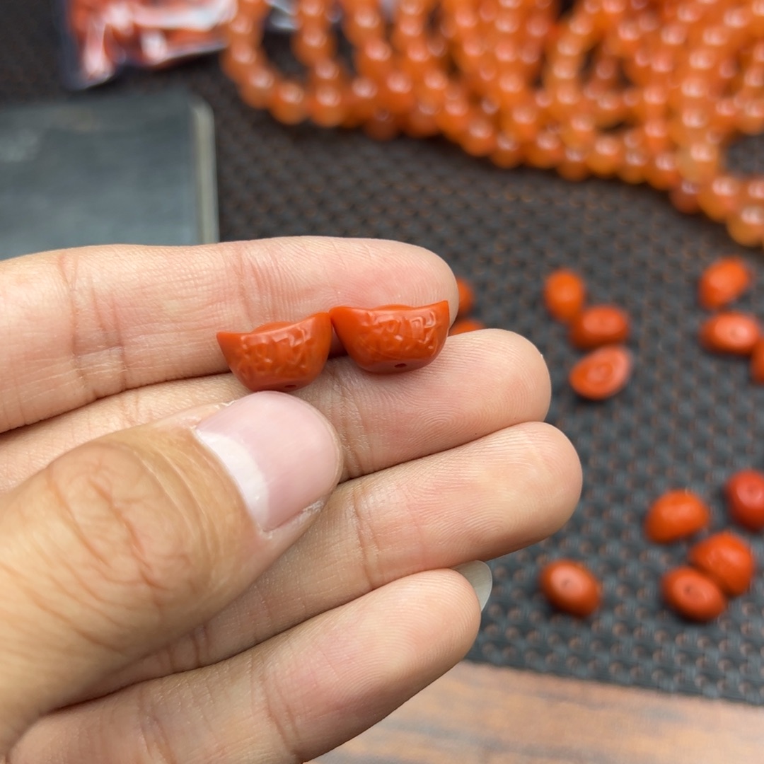 南红玛瑙手链未镶嵌一对