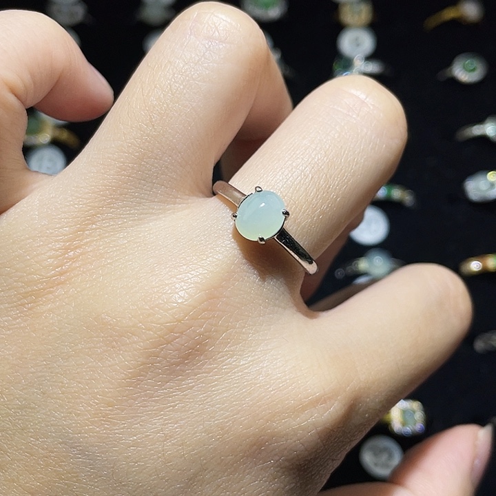 翡翠未镶嵌戒指戒指