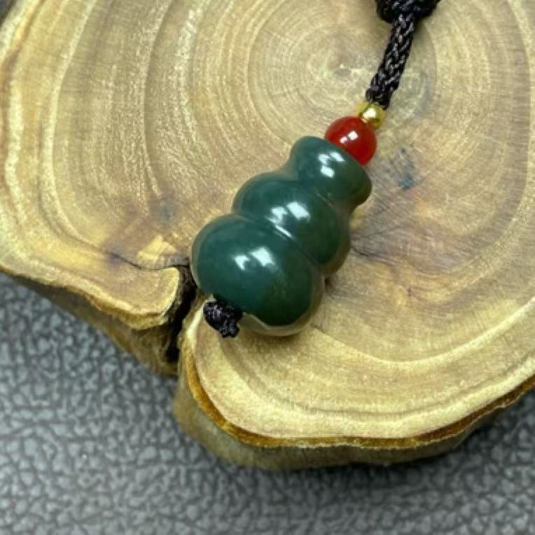 【集团臻选】纯天然精品和田玉葫芦吊坠（多样性拍一发一）