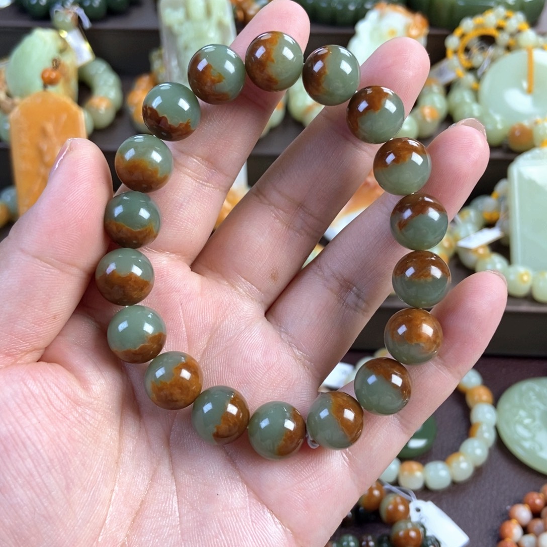 @***锋透闪石质玉未镶嵌手串