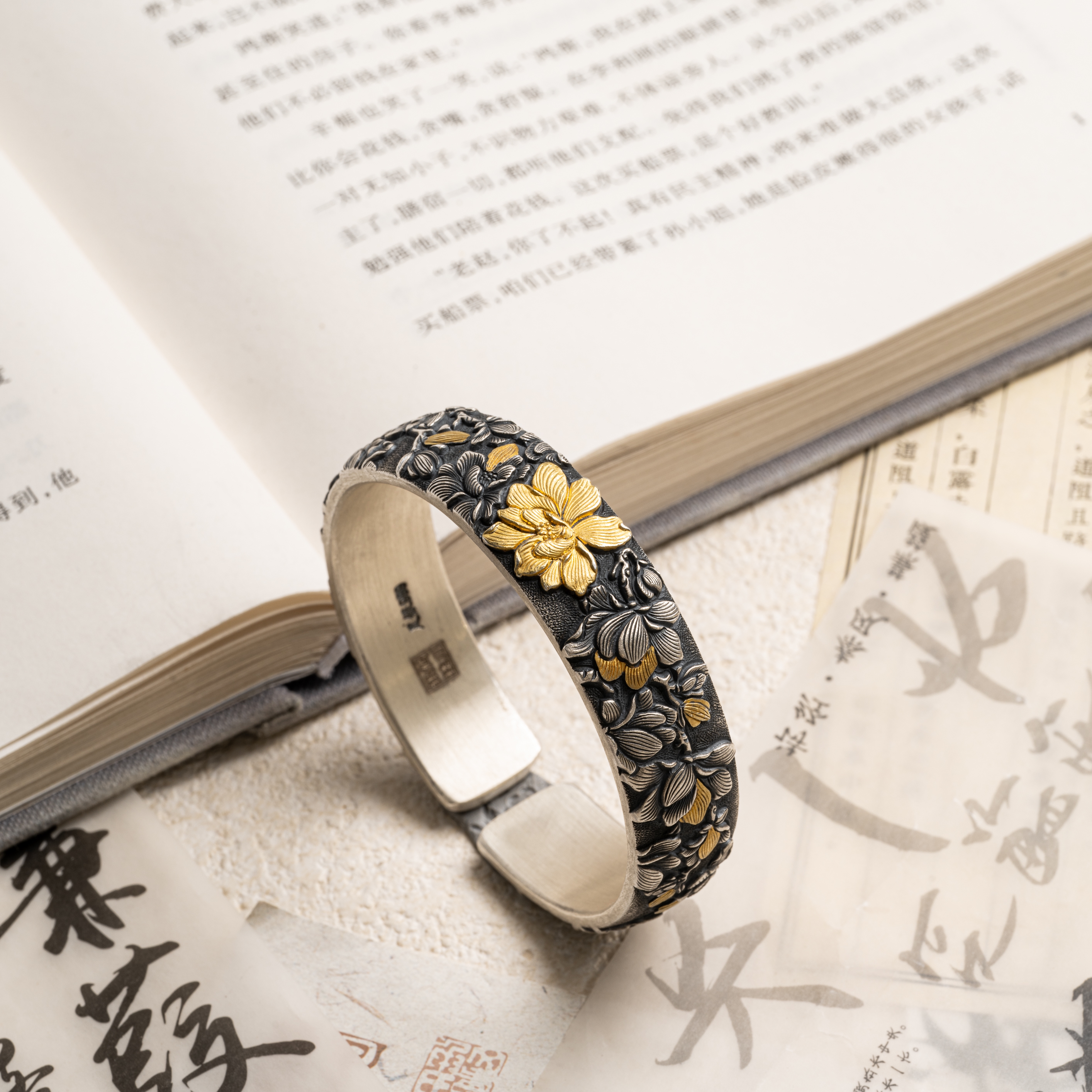 足银手镯 玉兰花重工版丨纯手工錾刻开口镯子115g