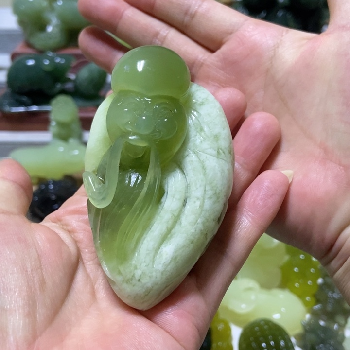 【闪购商品】蛇纹石玉把件未镶嵌