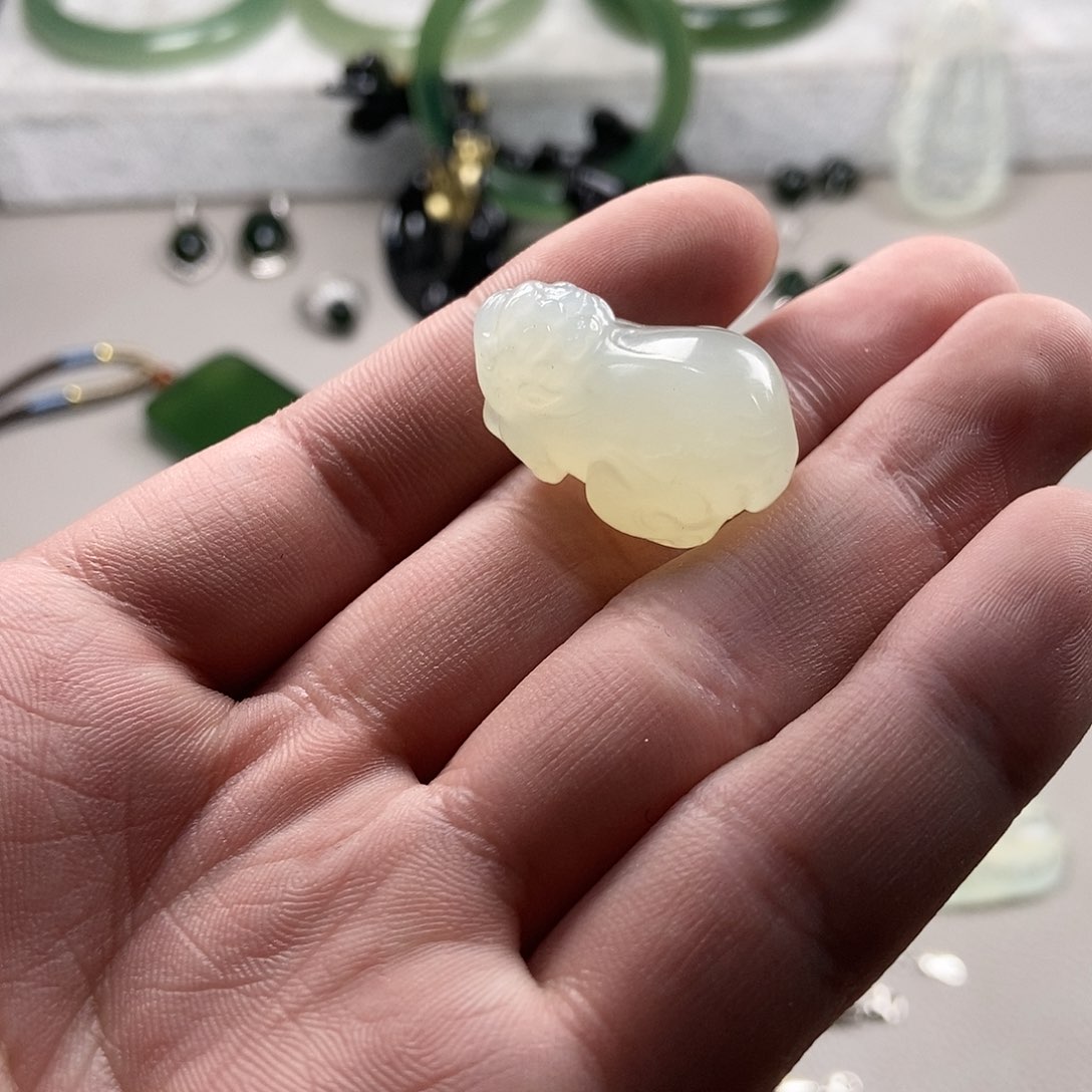 【闪购商品】蛇纹石玉岫玉未镶嵌