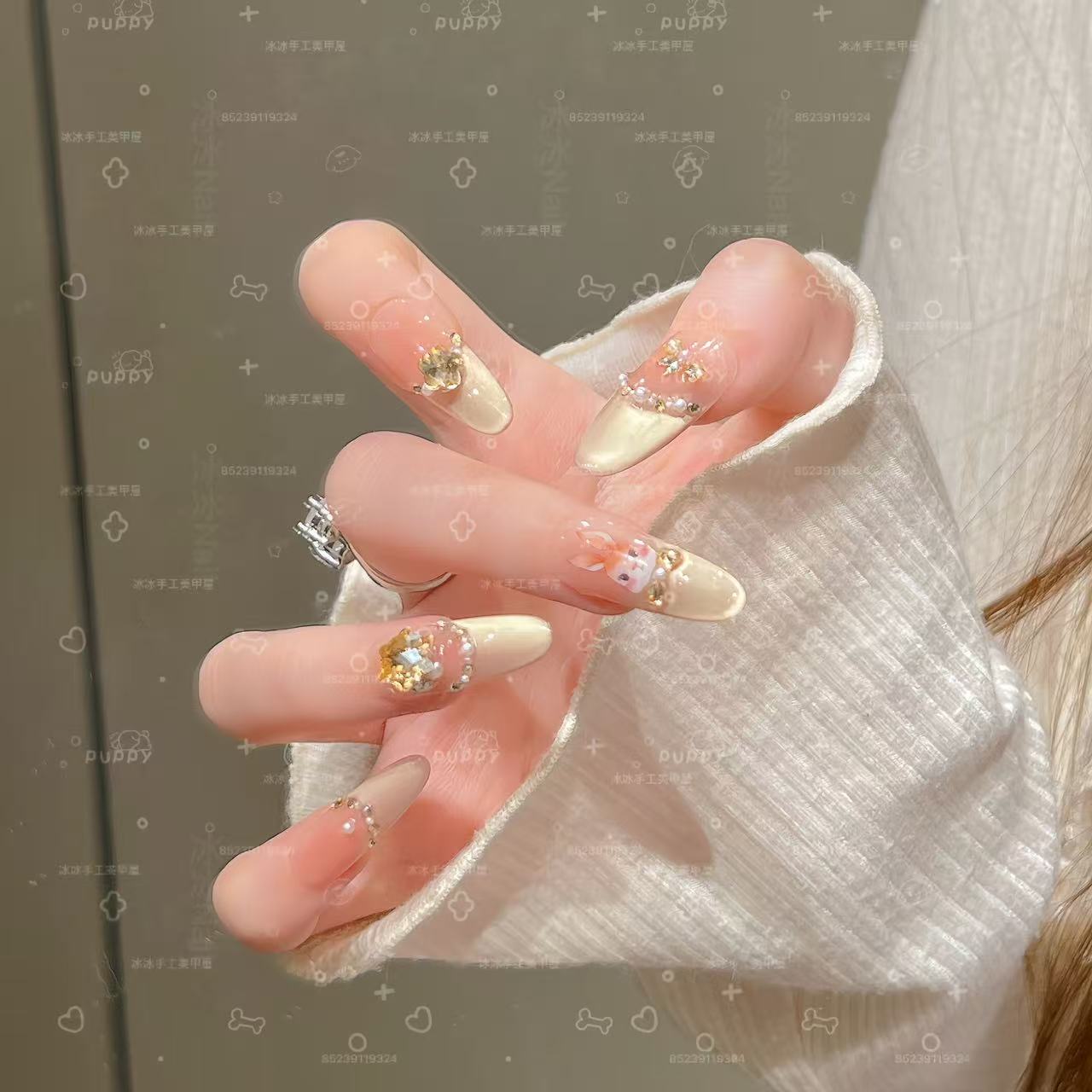 【金兔来财】新款轻奢纯手工穿戴甲香槟满钻光疗美甲四季流行10片