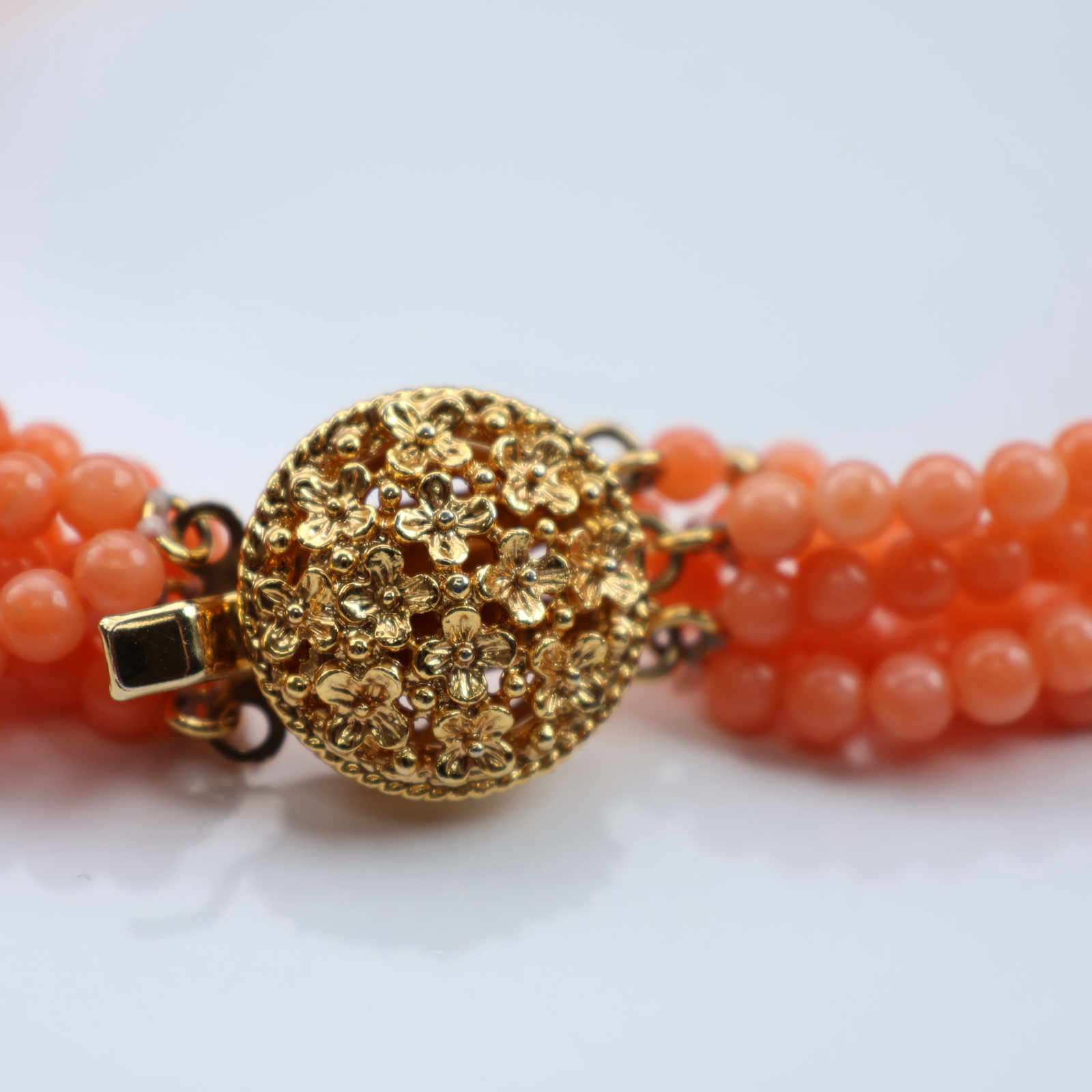 梓钦甄选-momo珊瑚玫瑰手工链