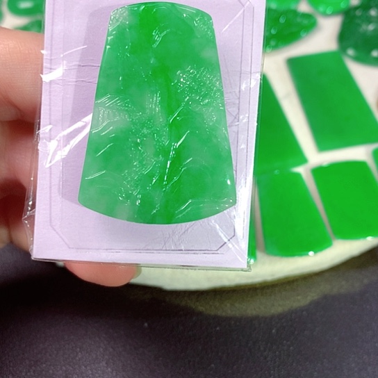 翡翠未镶嵌吊坠(不含链)天然翡翠