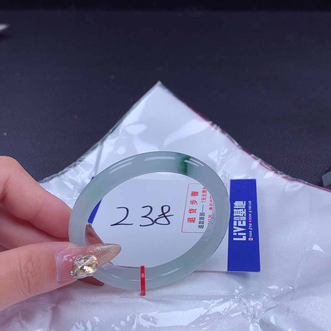 翡翠手镯未镶嵌手镯100483