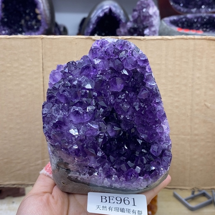 水晶未镶嵌大型摆件（非配饰）