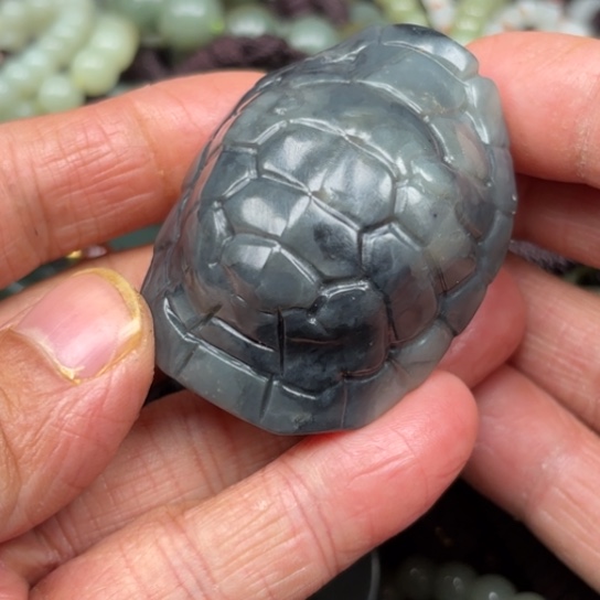 和田玉吊坠未镶嵌