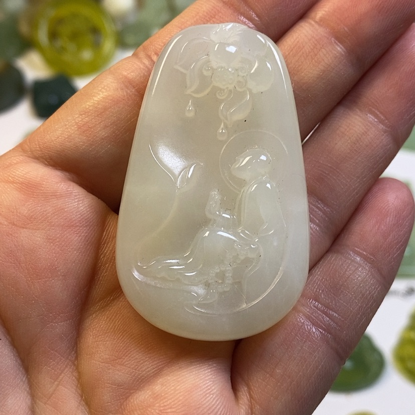 【闪购商品】蛇纹石玉颈饰未镶嵌
