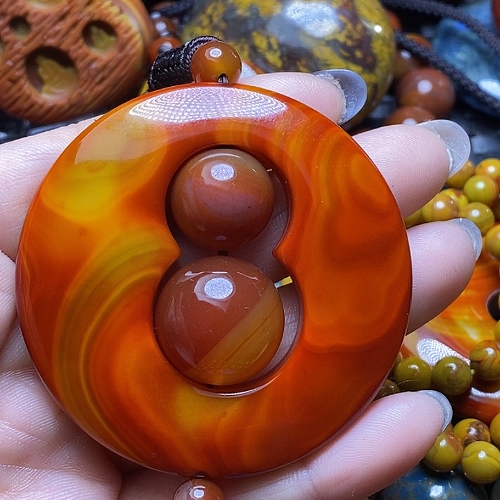 天***王玛瑙/玉髓未镶嵌颈饰