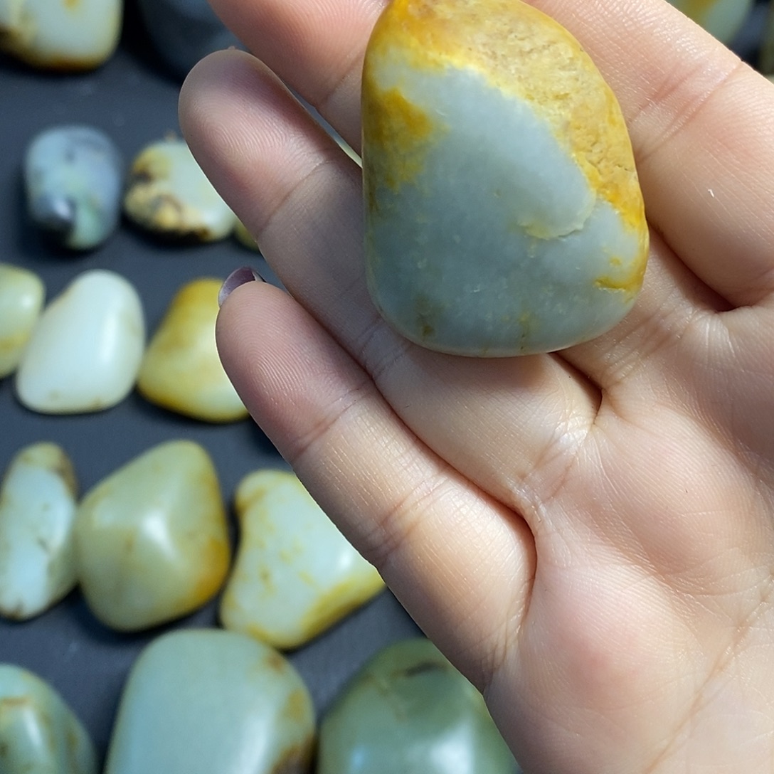 2***抖和田玉（糖玉）未镶嵌挂件