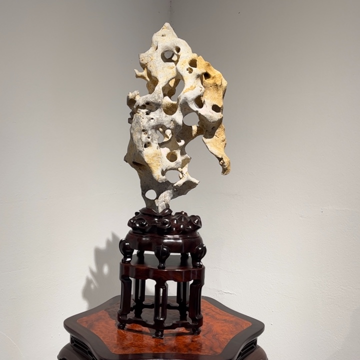 太*太湖石玉玲珑精品高货