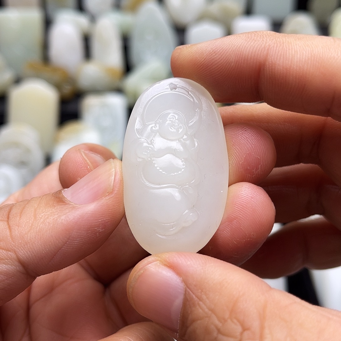 和田玉颈饰未镶嵌