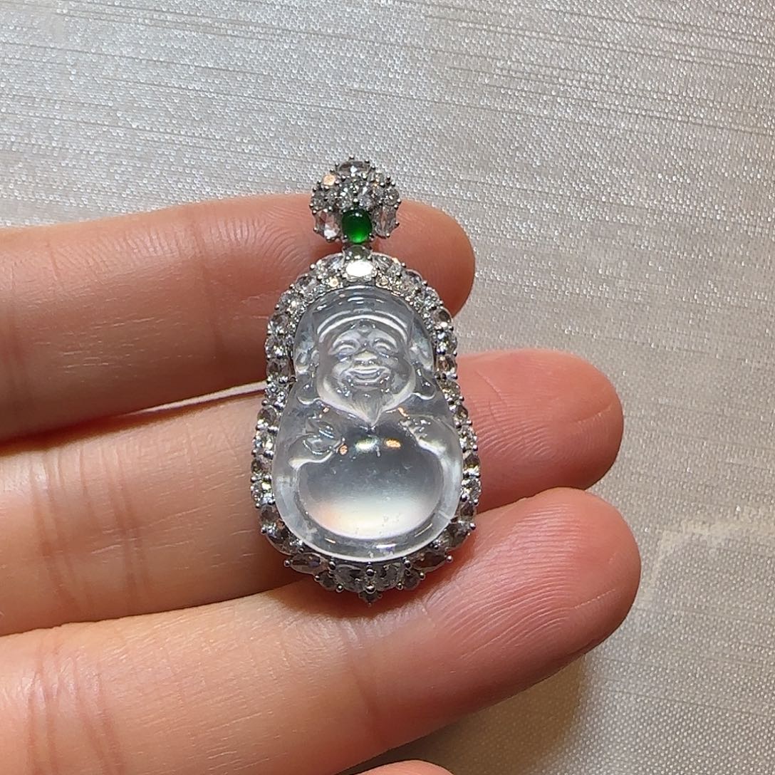 翡翠18K金镶嵌颈饰挂件