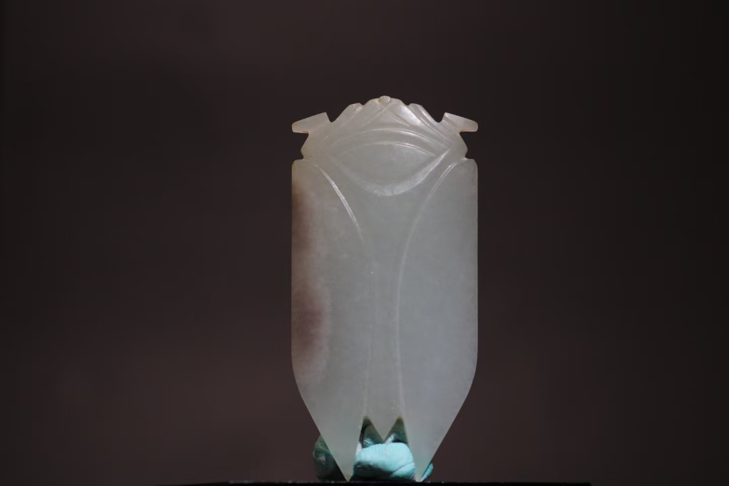 和田白玉八刀蝉形玉佩