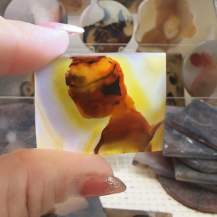 玛瑙/玉髓未镶嵌珠宝奇石