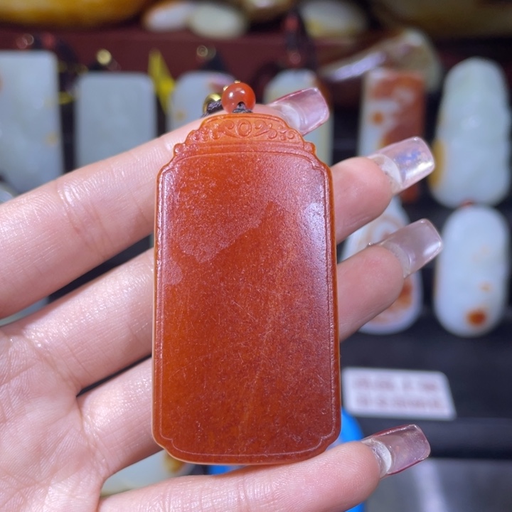 和田玉挂件未镶嵌卡*。