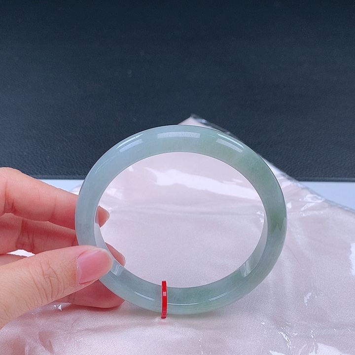 翡翠手镯未镶嵌雨****m63圈000390