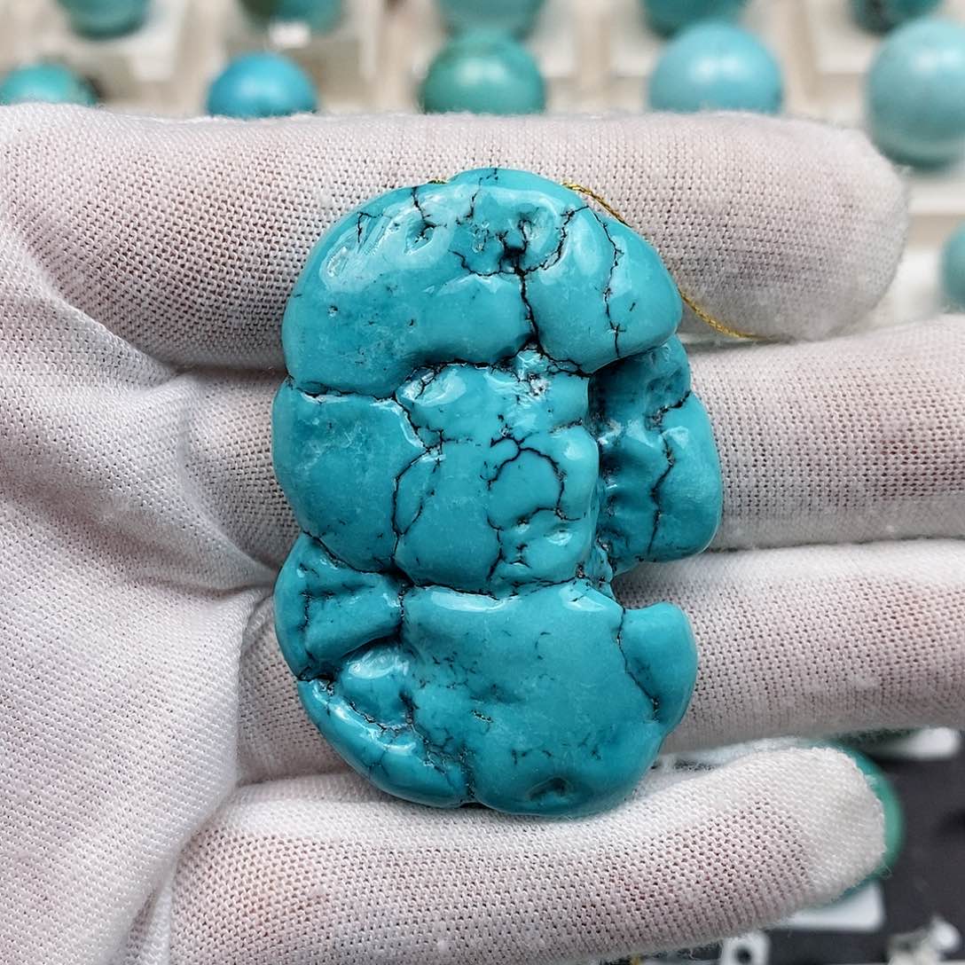 绿松石配饰未镶嵌