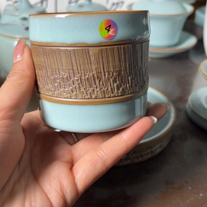 4号她可可可可咯可可咯哦哦哦