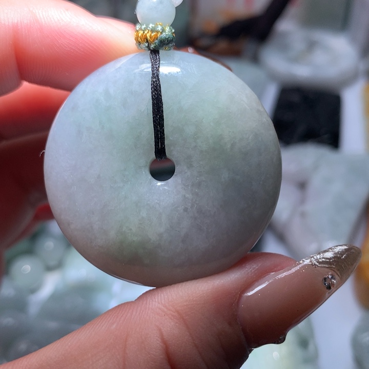 翡翠未镶嵌颈饰保真天然A货翡翠