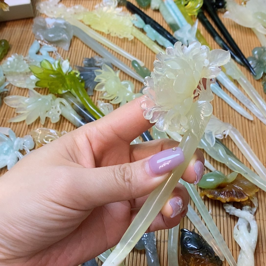 蛇纹石玉发簪未镶嵌