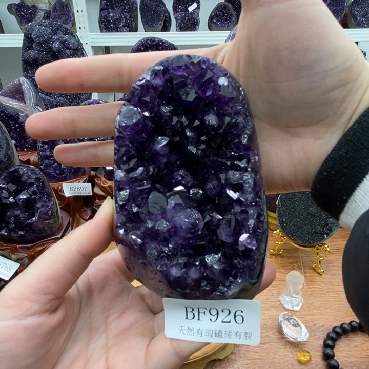 紫晶大型摆件（非配饰）未镶嵌
