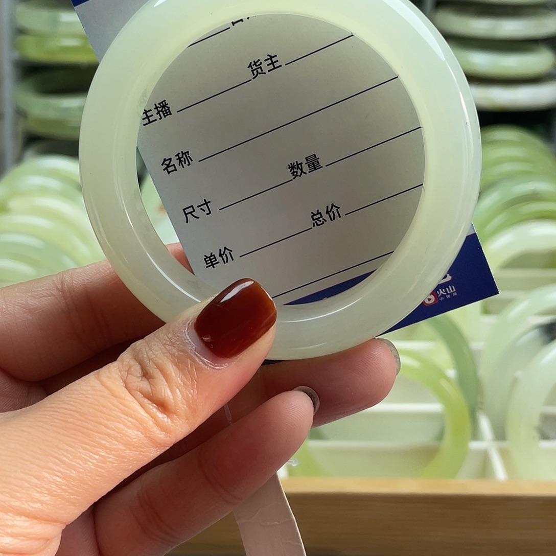 螺****蛇纹石玉未镶嵌手镯