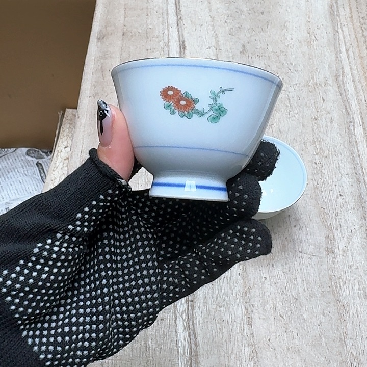 瓷片噗哈哈哈哈哈哈哈哈哈我笑