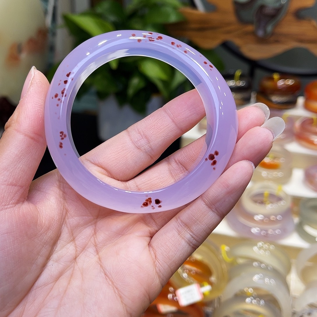 一***花玛瑙/玉髓未镶嵌手镯