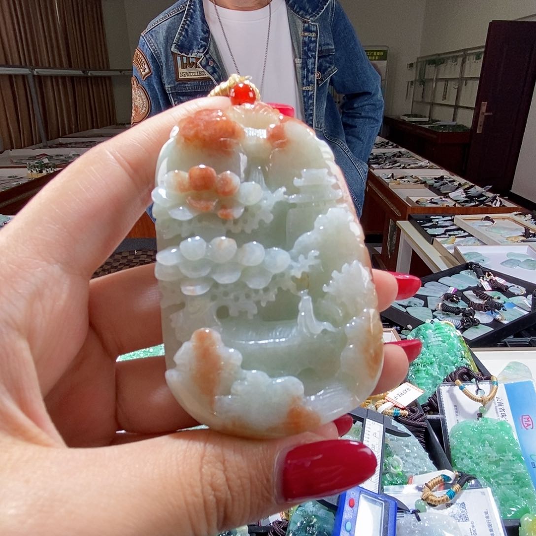 翡翠未镶嵌颈饰翡翠