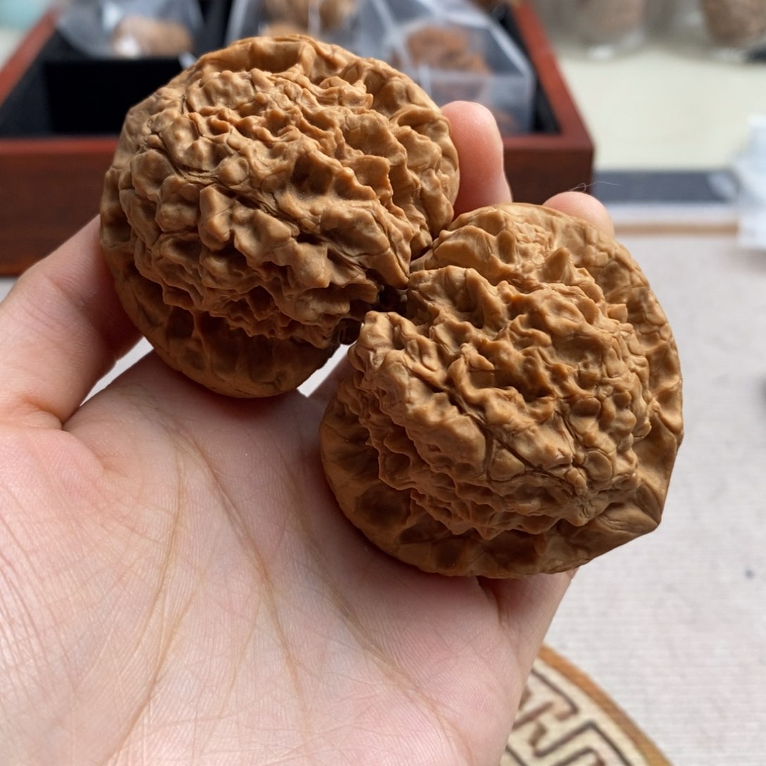 文玩核桃吊坠?*文龙鼎