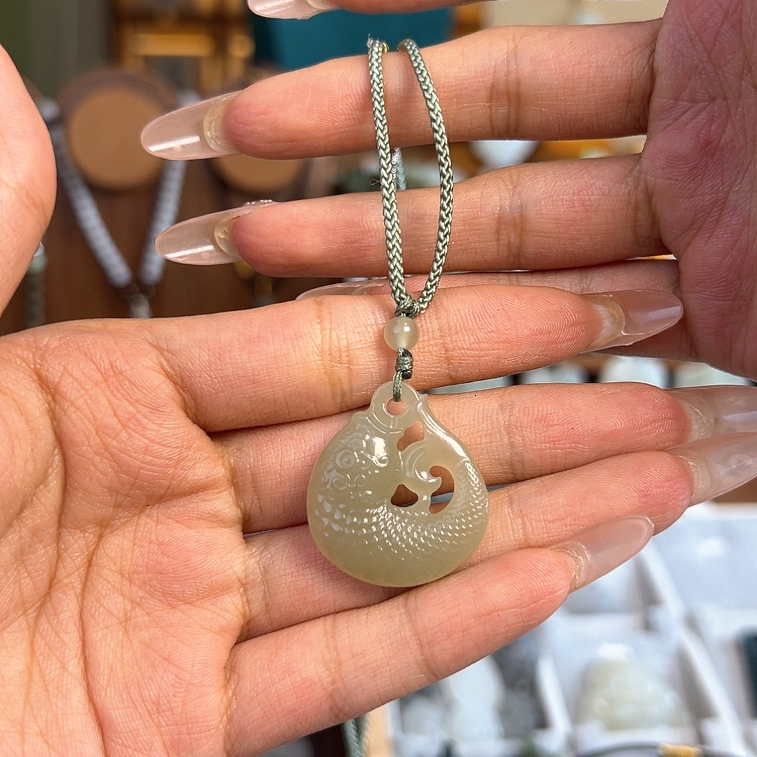 和田玉项链未镶嵌