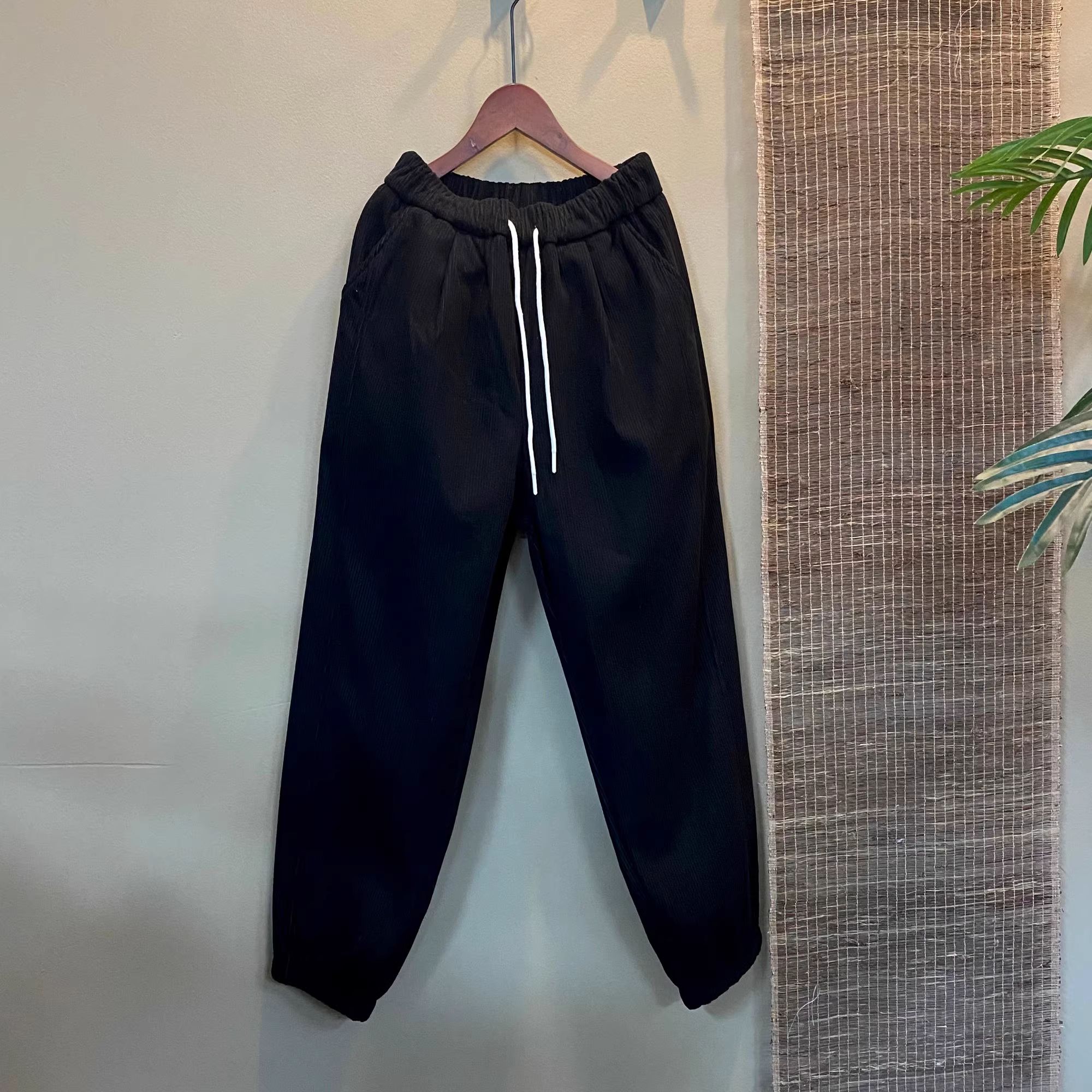 88850 休闲加绒松紧腰束脚运动裤秋冬百搭宽松高腰显瘦垂感裤子