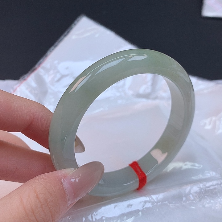 翡翠未镶嵌手镯52