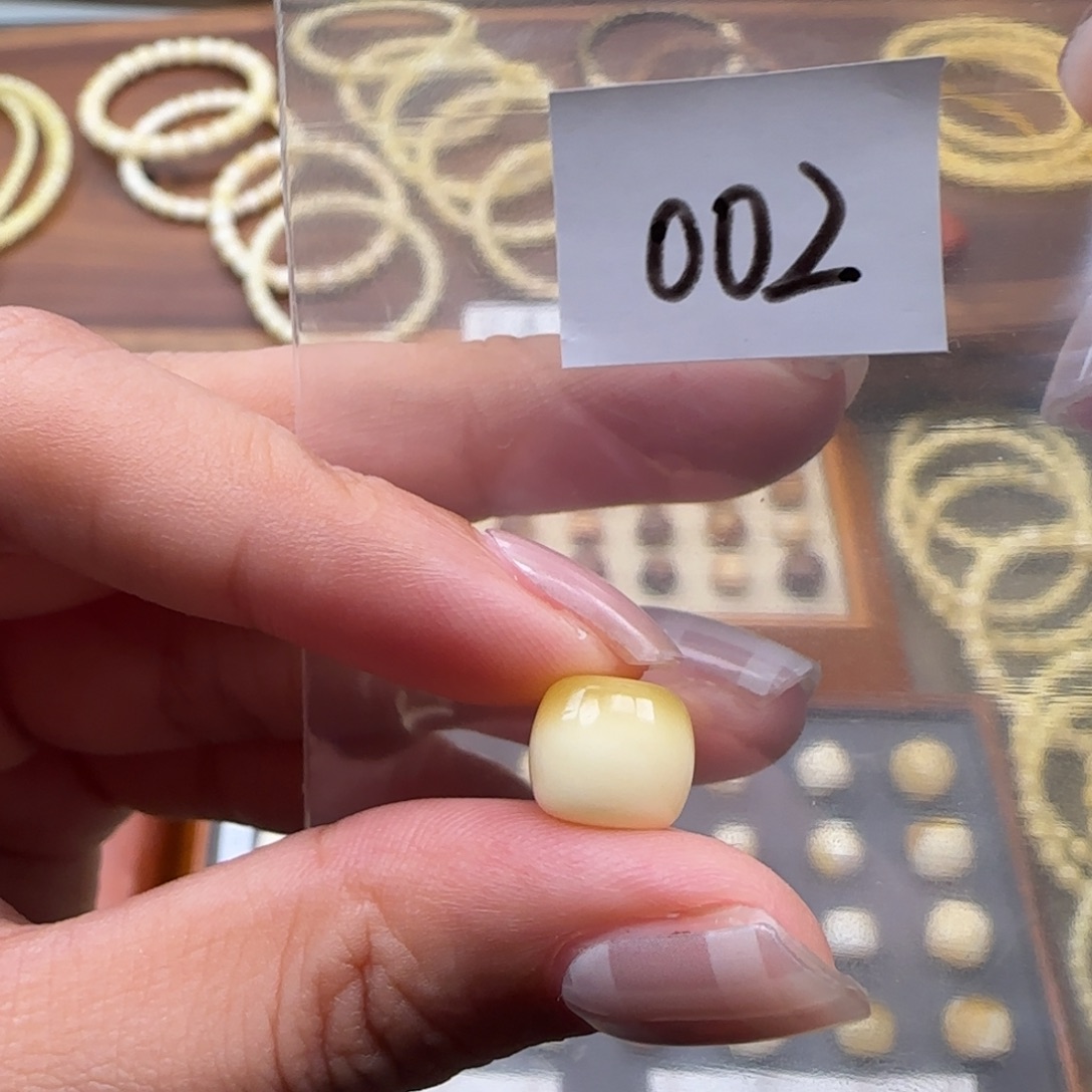 琥珀未镶嵌珠宝奇石9.0mm