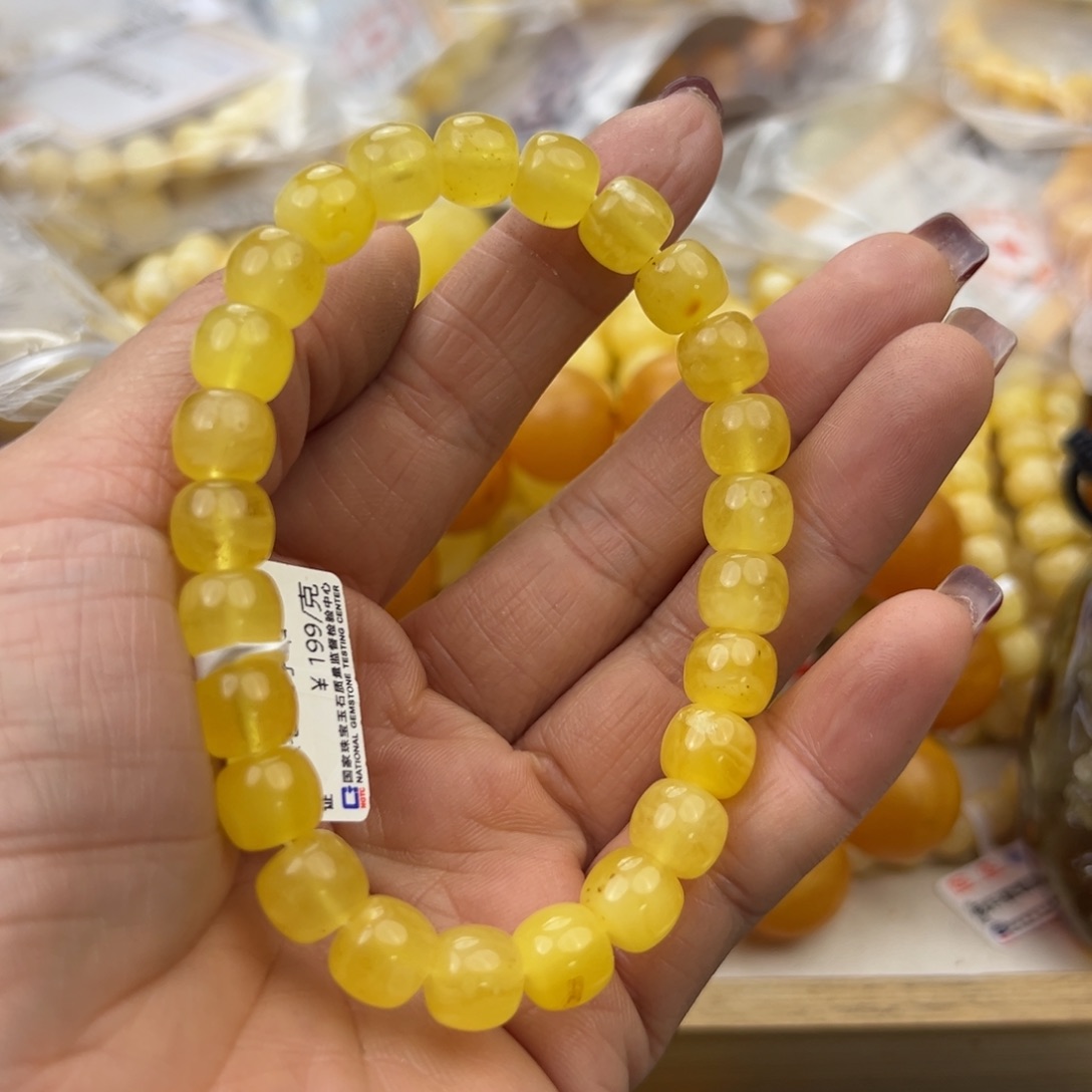 琥珀珠宝奇石未镶嵌