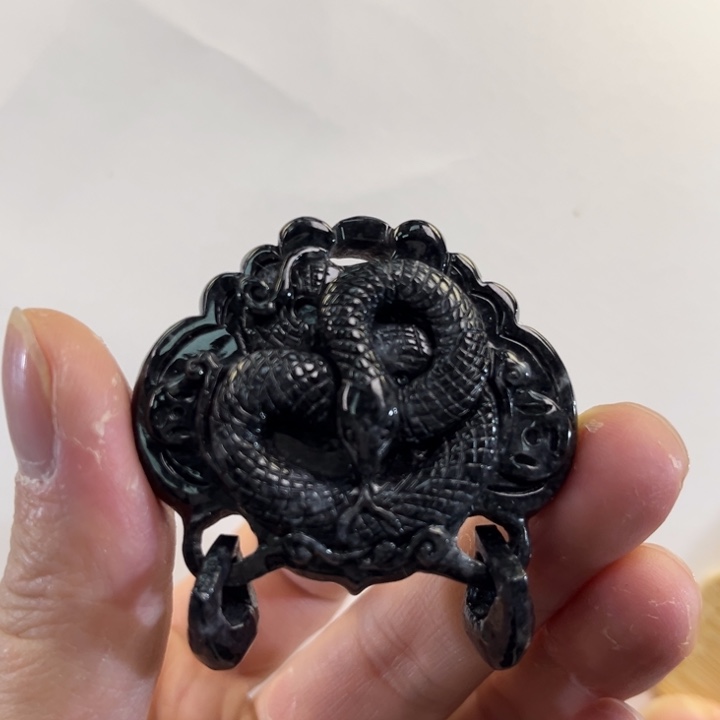 翡翠吊坠(赠链)未镶嵌代编织